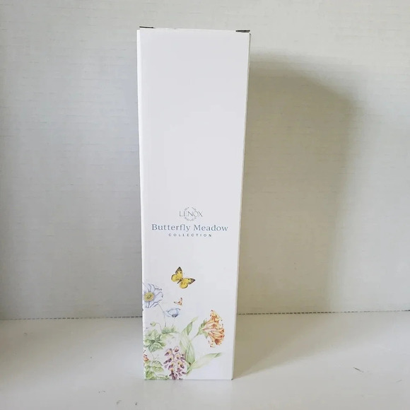 Lenox Butterfly Meadow Pink New in box 18oz Insulated Water Bottle. - Picture 3 of 10